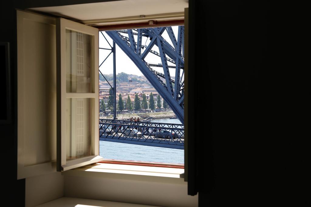 Ribeira Cinema Apartments ポルト エクステリア 写真