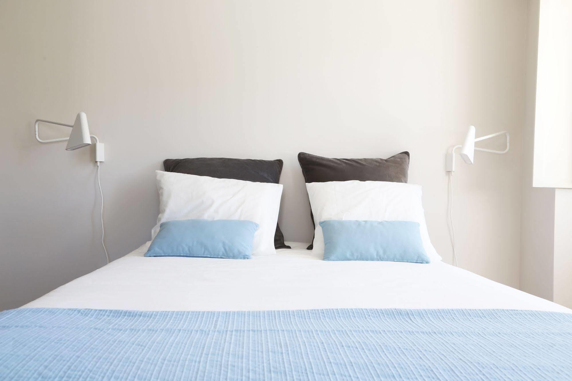 Ribeira Cinema Apartments ポルト エクステリア 写真